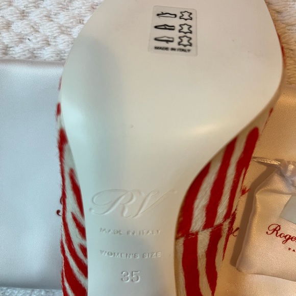 Roger Vivier animal print (furry exterior) brand new heels size 35 - Picture 8 of 8